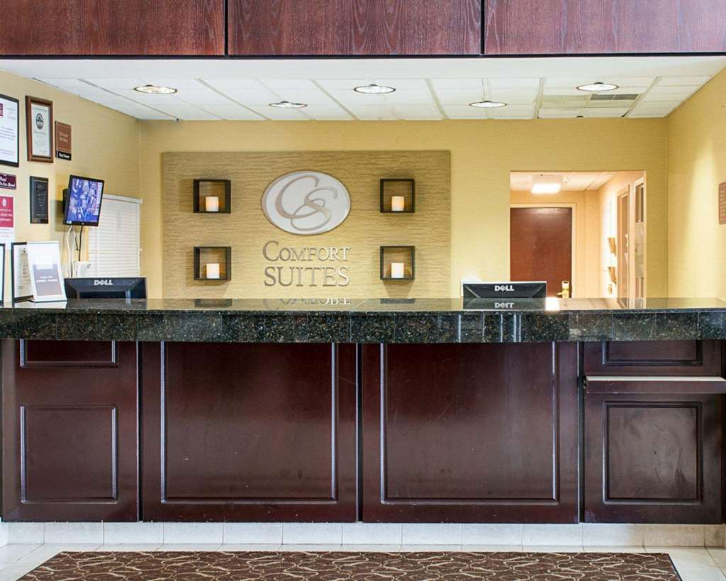 Comfort Suites Southpark Colonial Heights Beltér fotó